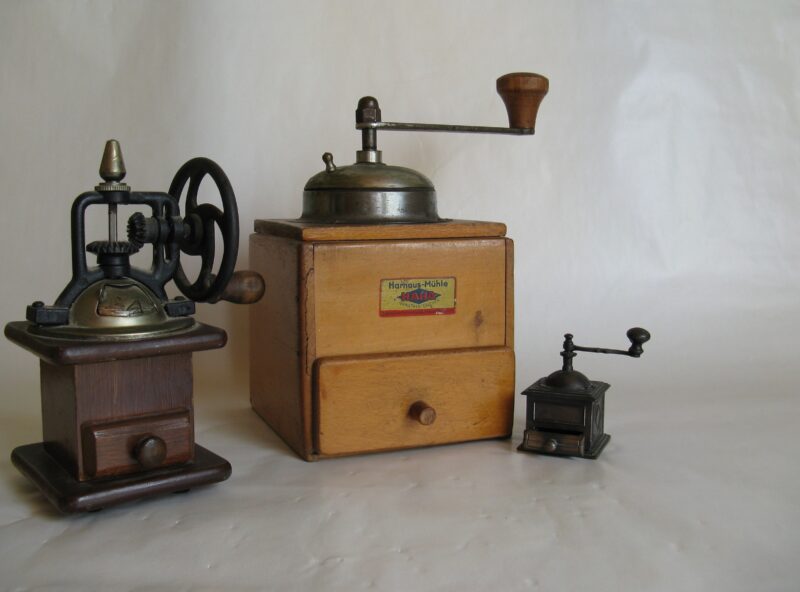 coffee grinders 1377954